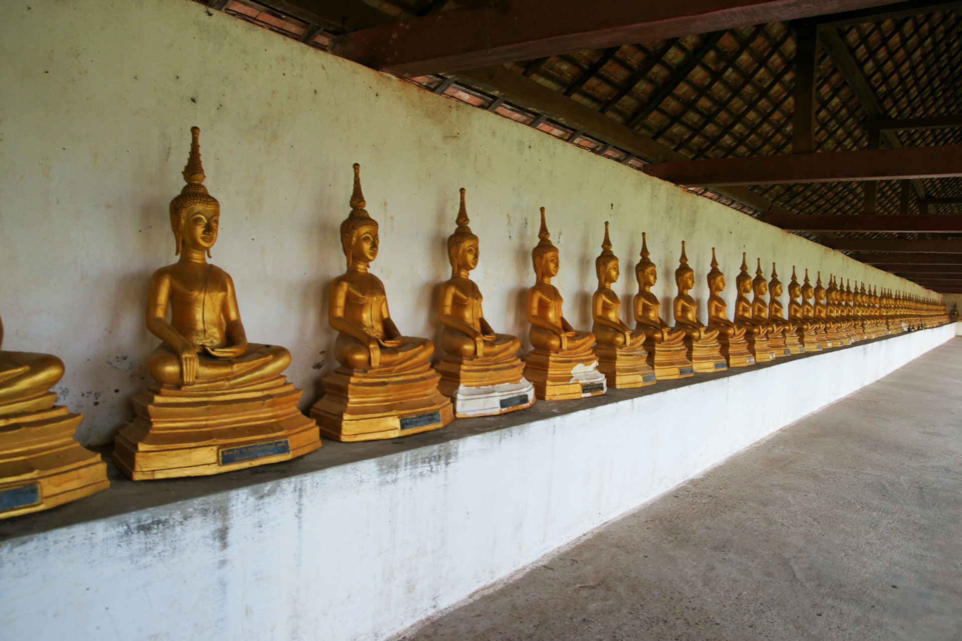 Die nahe Savannakhét gelegene Stupa That Ing Hang gehört zu den bedeutendsten Pilgerstätten in Laos